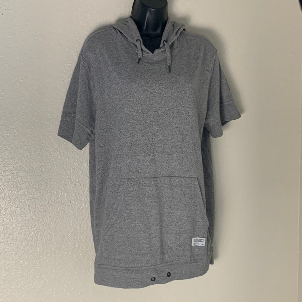 EZEKIEL short sleeve skater hoodie Size XL